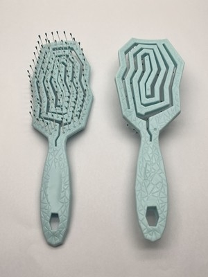 다양한 색상 과 스타일 의 유니섹스 헤어 액세서리 를 위한 실용적 인 빗